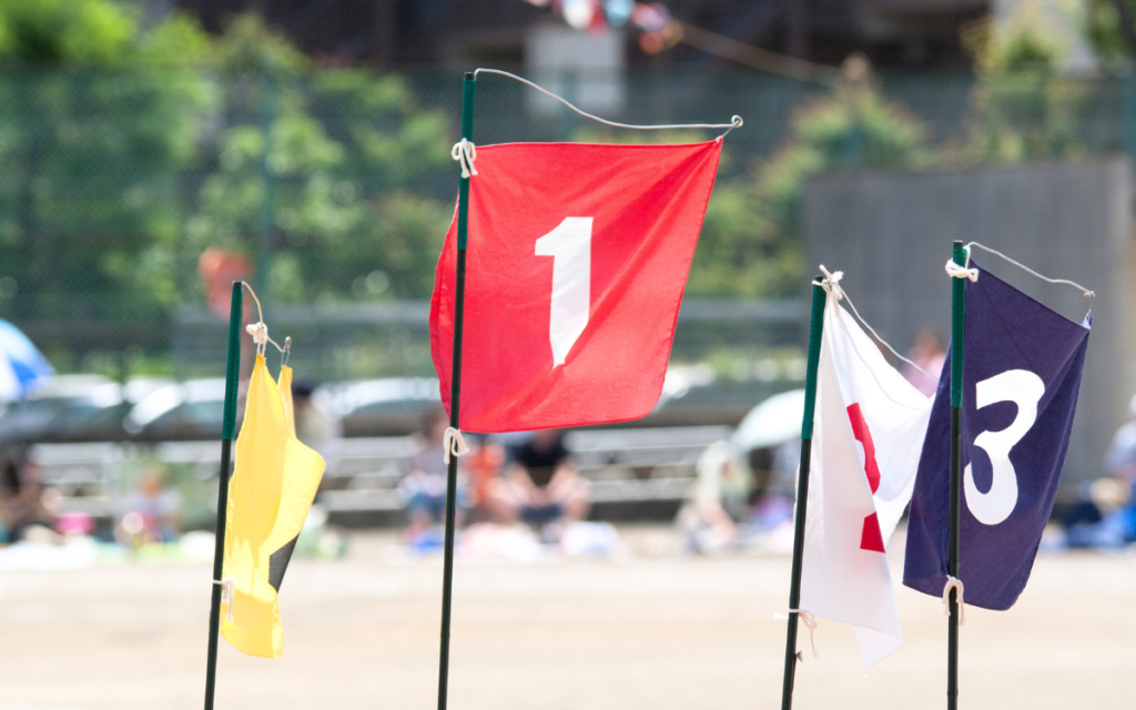 運動会シーズンで疲れやすくなっている発達特性のある子どもと親